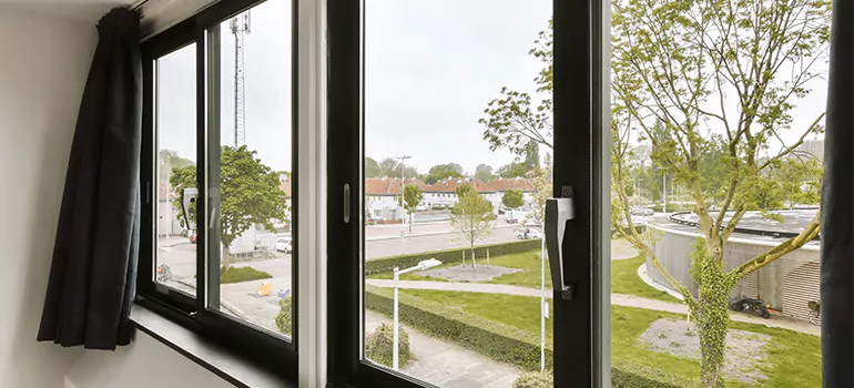 Aluminum End Vent Slider Windows in University Park, FL