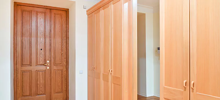 Glass Closet Door Repair in University Park, FL